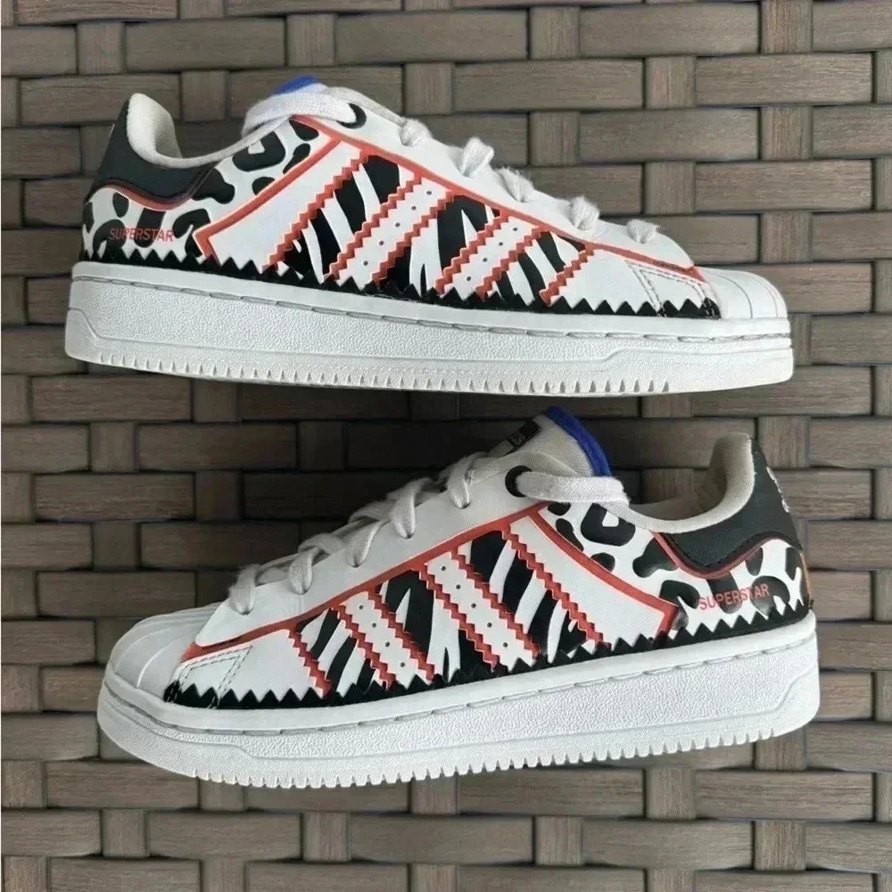 Adidas Women's Rich Mnisi Superstar OT Tech 'South African City Life' Size 5‎